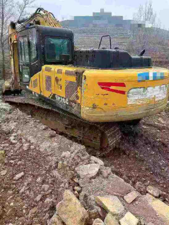 Buy Sany SY205C Used Excavator / 1