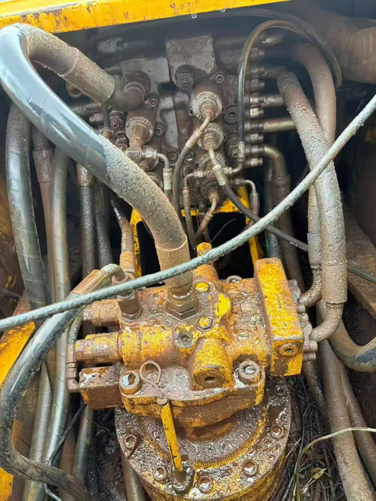 Buy Hyundai R215-7 Used Excavator / 3