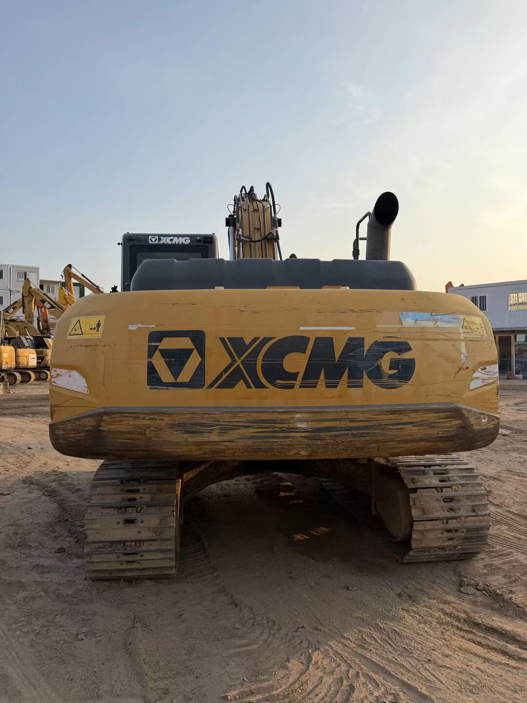 Buy XCMG XE205DA Used Excavator / 9