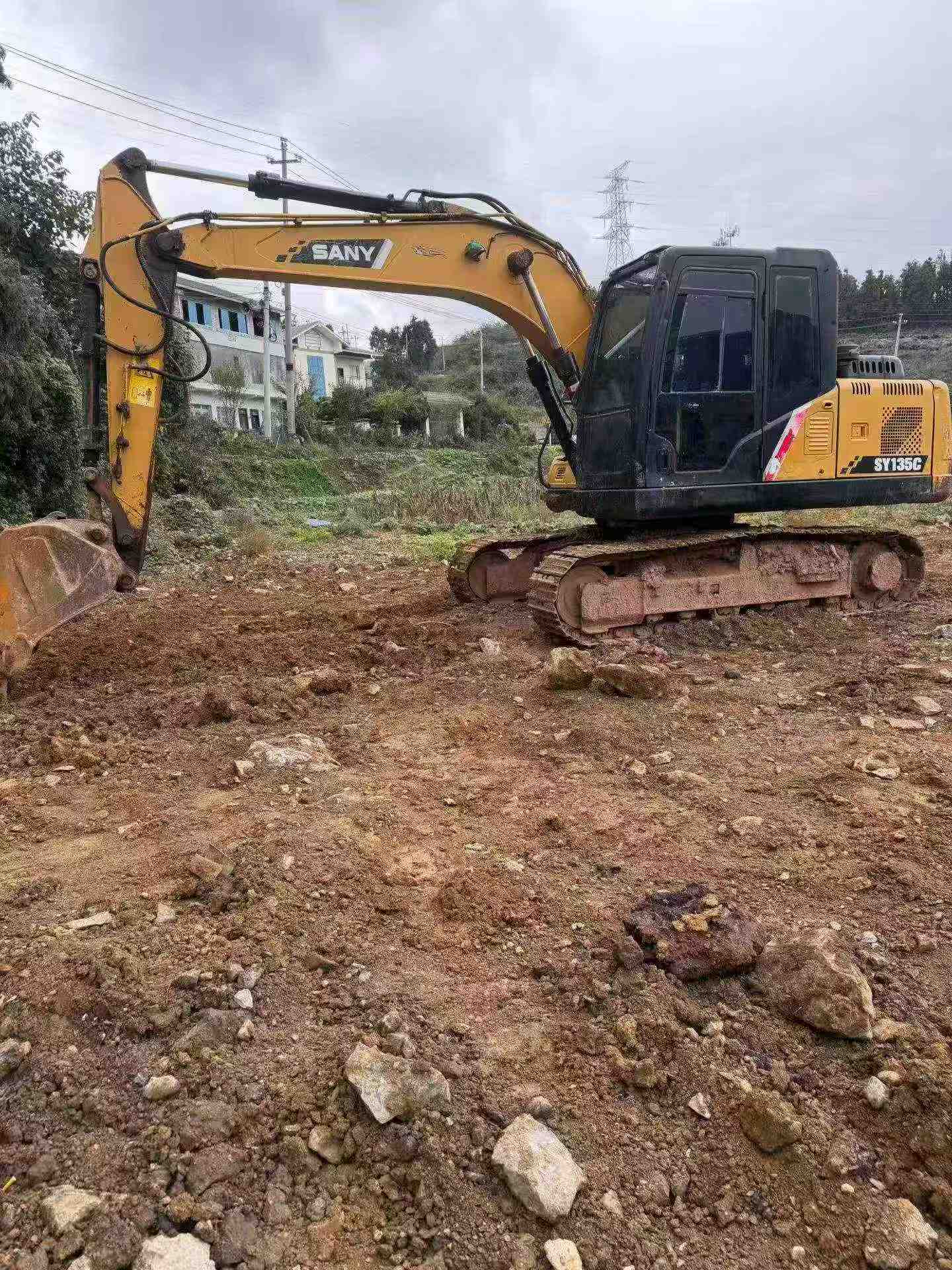 Buy Sany SY135 Used Excavator / 9