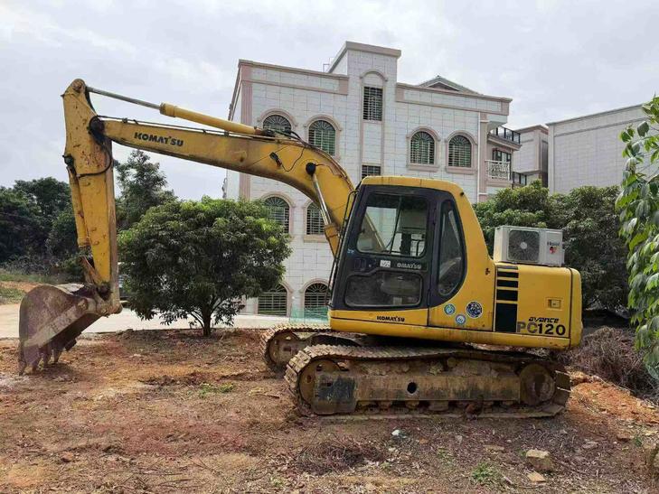 Buy Komatsu PC120-6 Used Excavator / 1