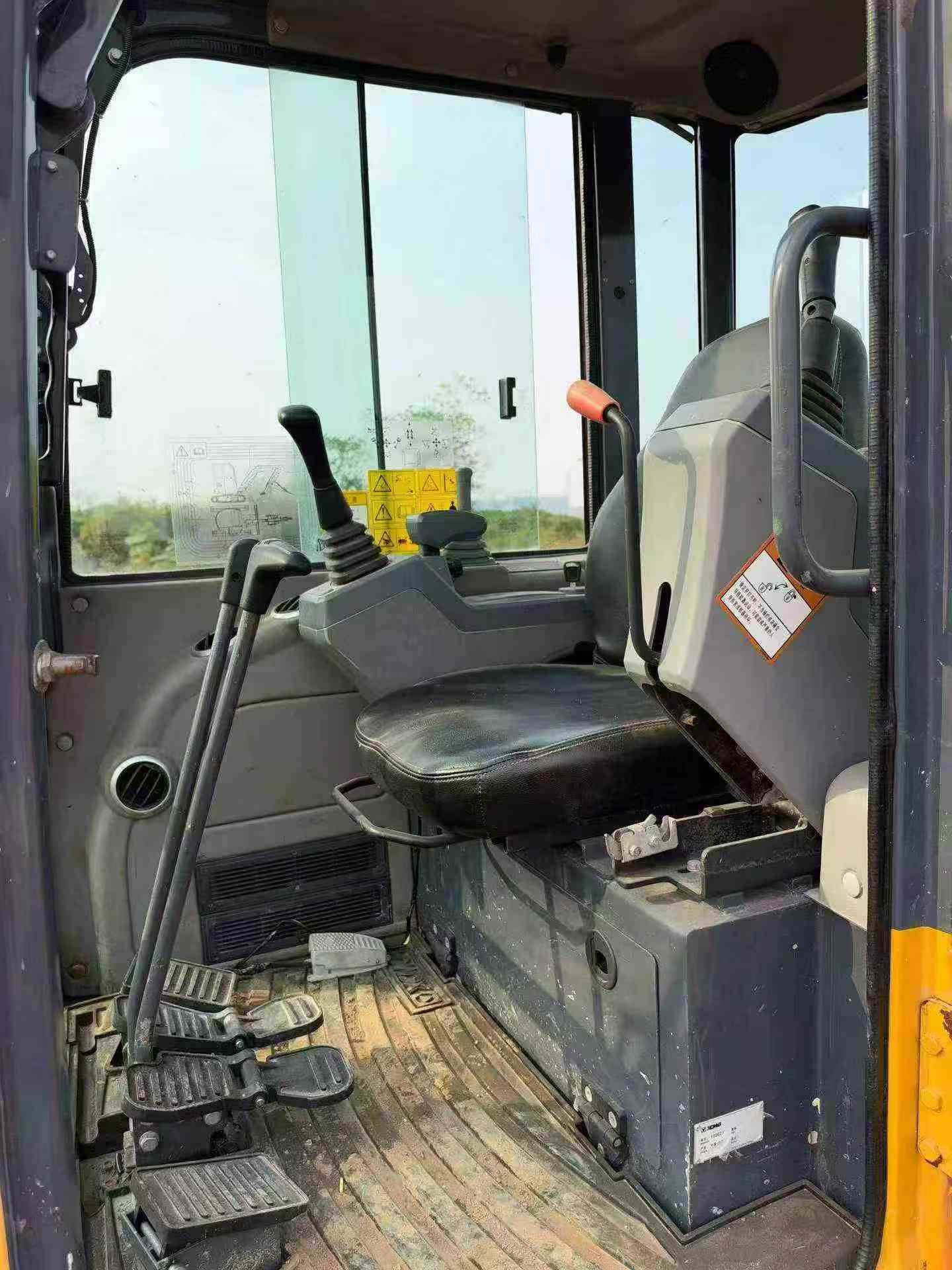 Buy XCMG XE35U Used Excavator / 6