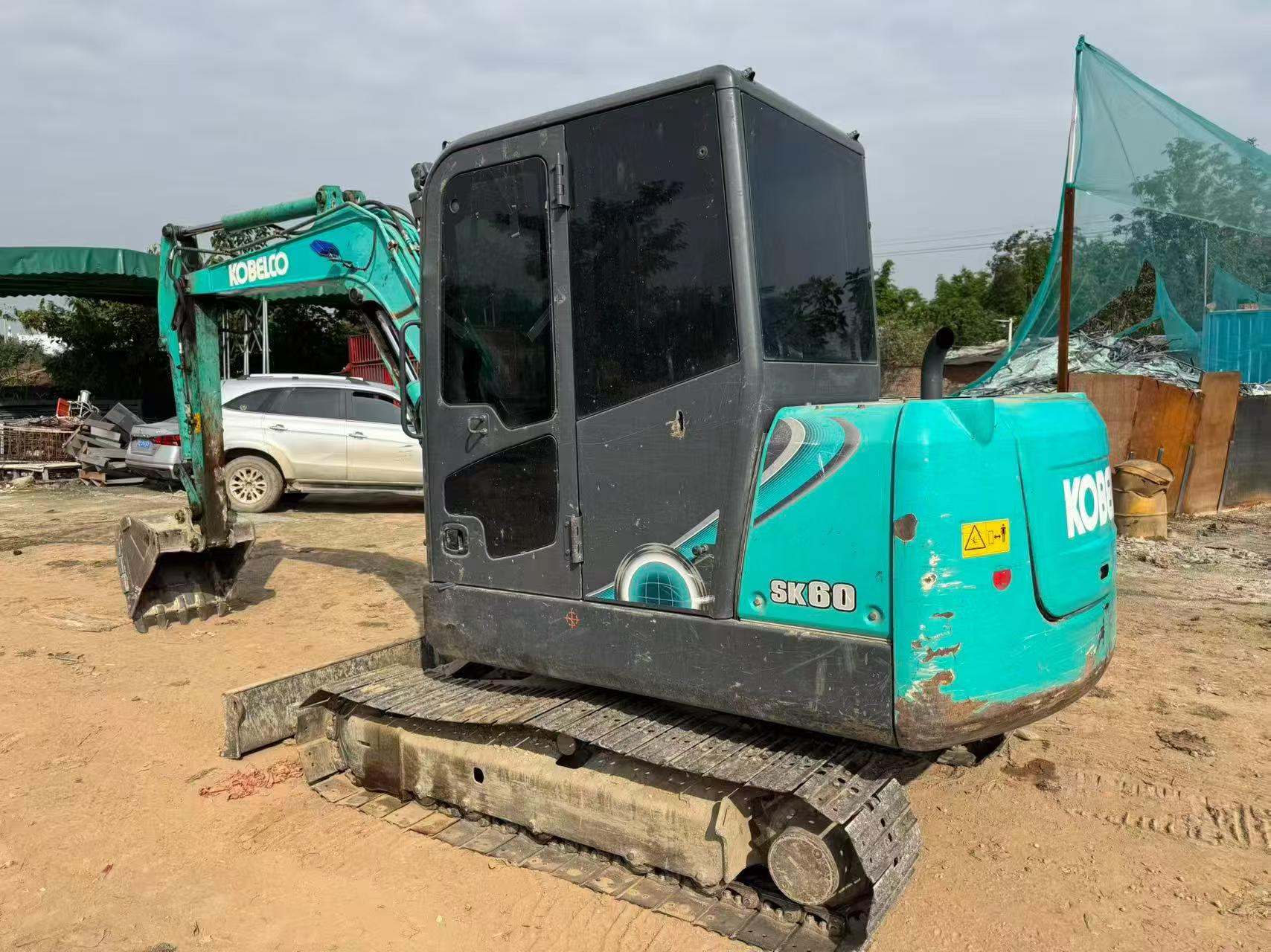 Buy Kobelco SK60-10 Used Excavator / 2