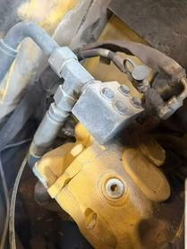 Buy Caterpillar 307B Used Excavator / 4 Buy Caterpillar 307B Used Excavator / 4