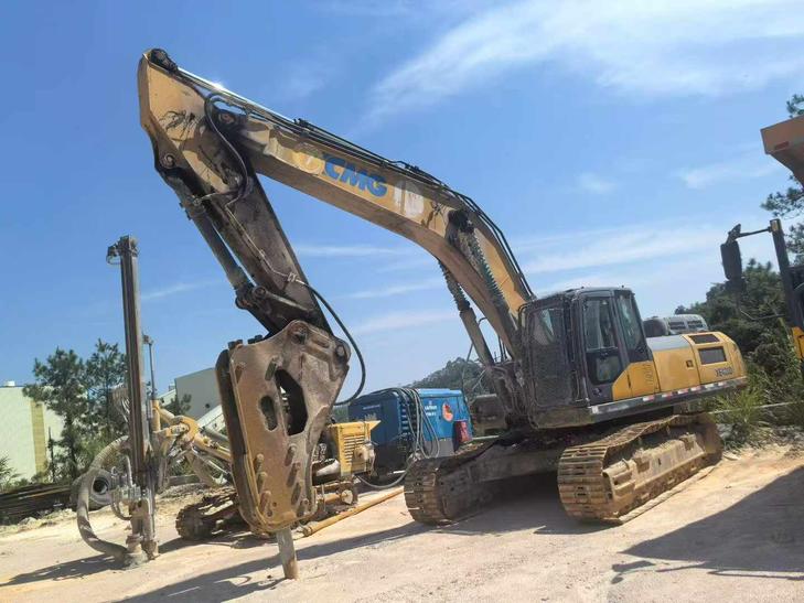 Buy XCMG XE370 Used Excavator / 1