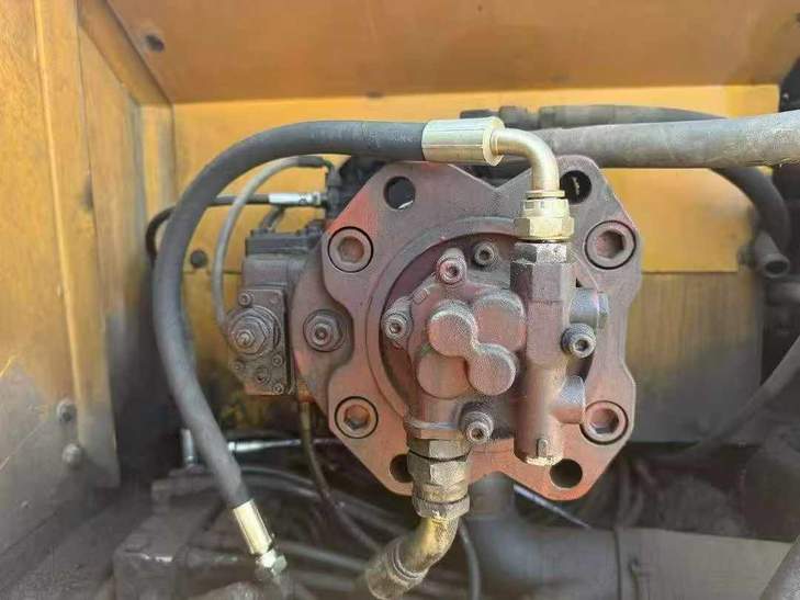 Buy Hyundai R225-7 Used Excavator / 1