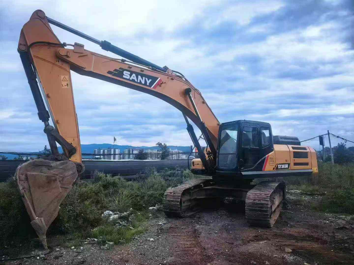 Buy Sany SY365C Used Excavator / 2
