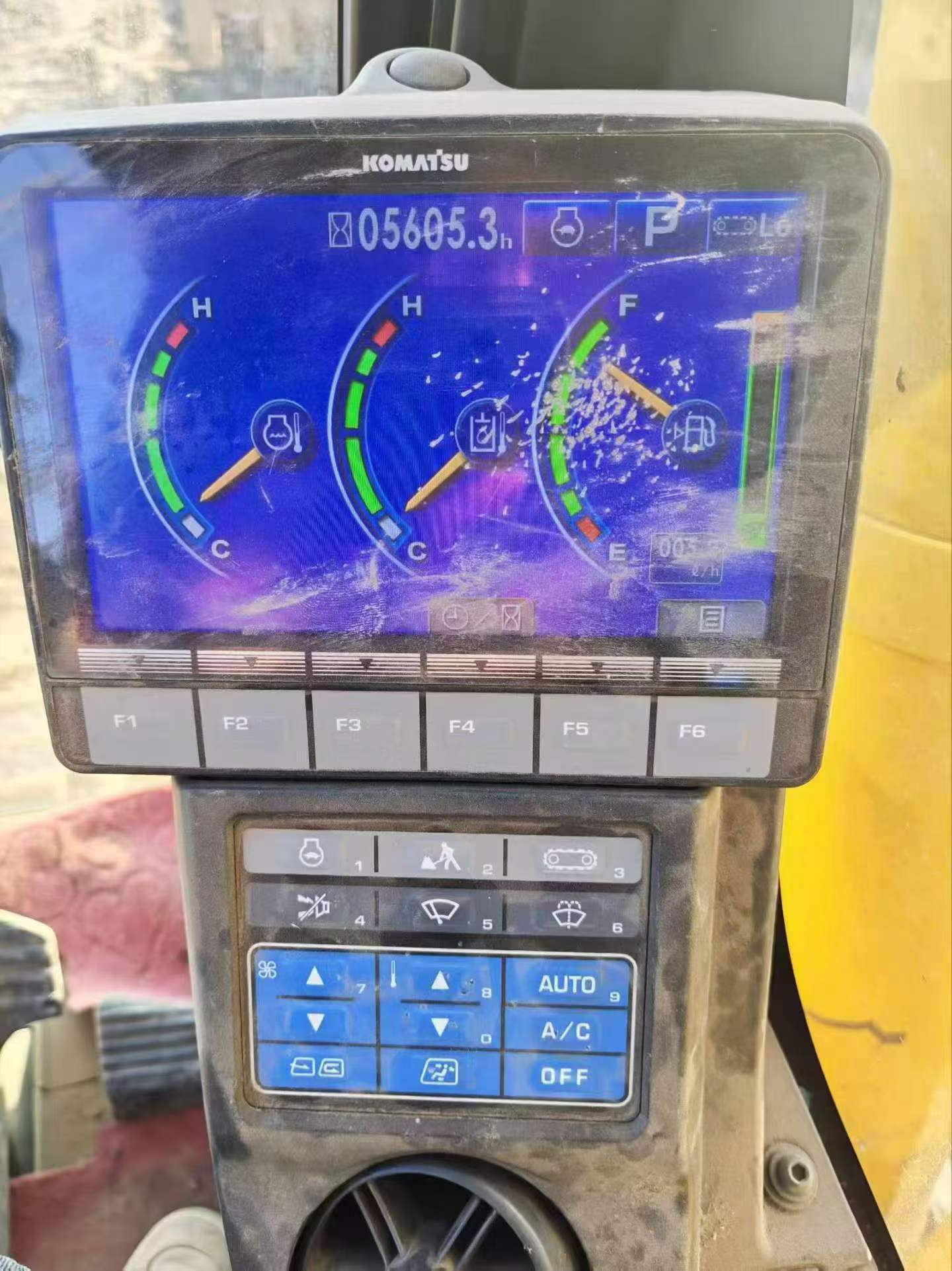 Buy Komatsu PC350 Used Excavator / 4