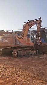 Buy Hyundai R225-7 Used Excavator / 2 Buy Hyundai R225-7 Used Excavator / 2