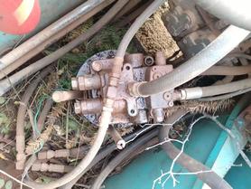Buy Kobelco SK210-6 Used Excavator / 4 Buy Kobelco SK210-6 Used Excavator / 4