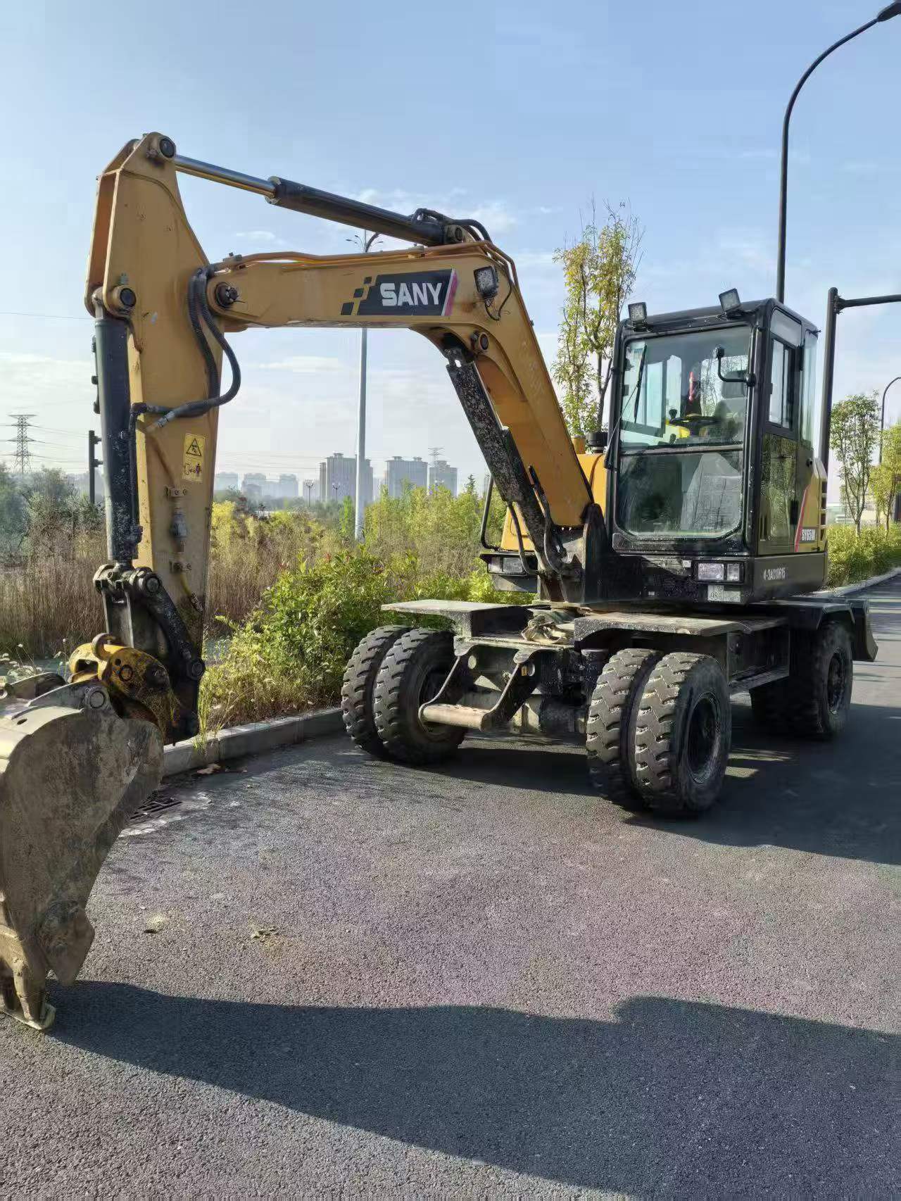 Buy Sany SY65C Used Excavator / 4