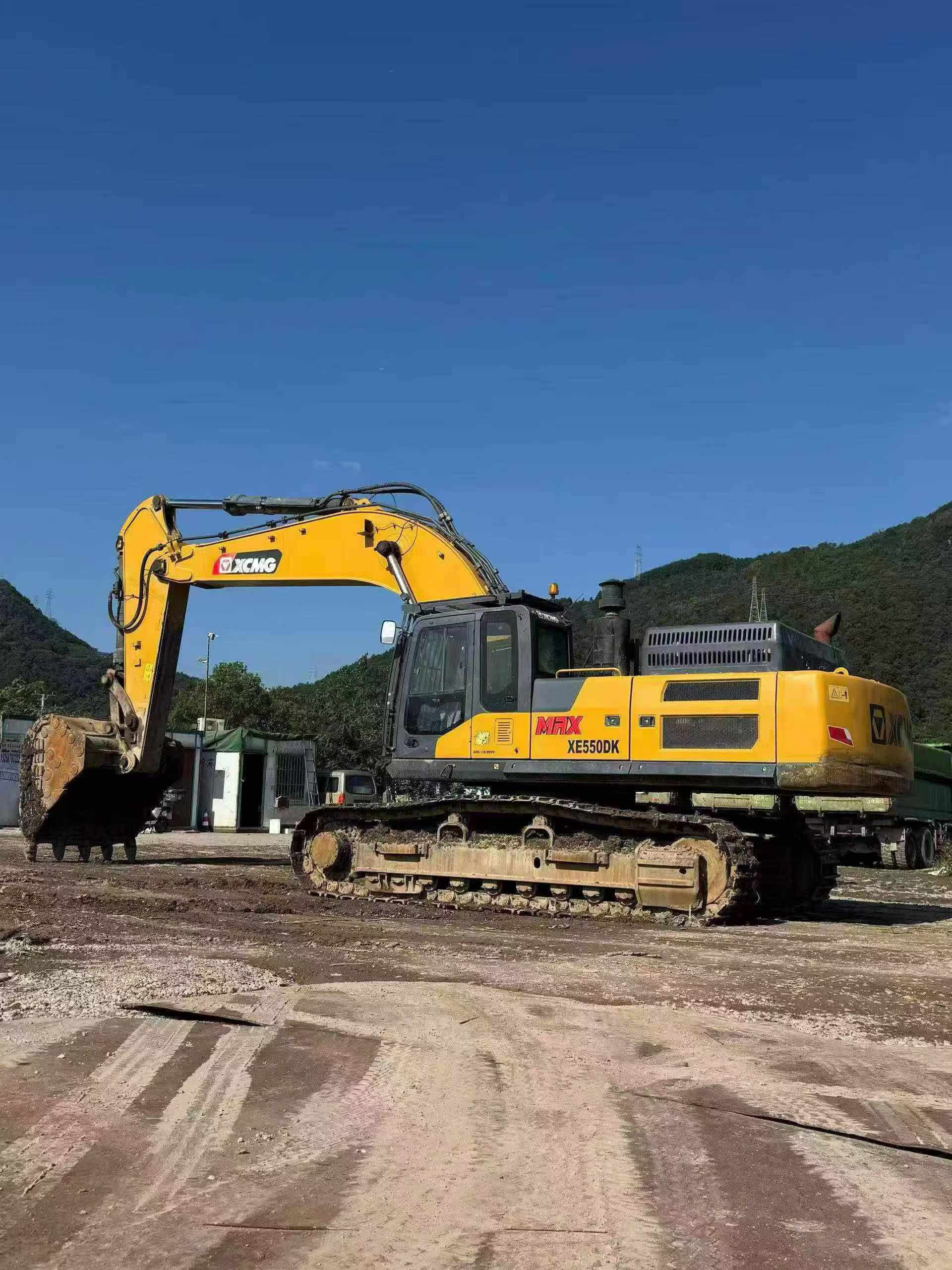 Buy XCMG XE550DK Used Excavator / 3