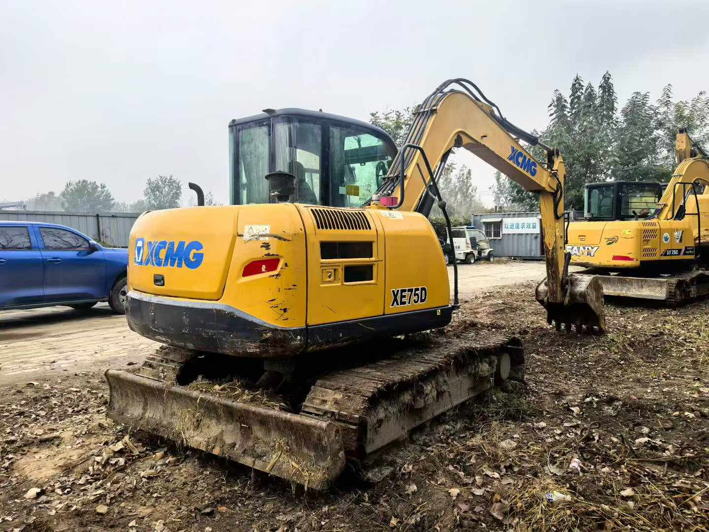 Buy XCMG XE75C Used Excavator / 4