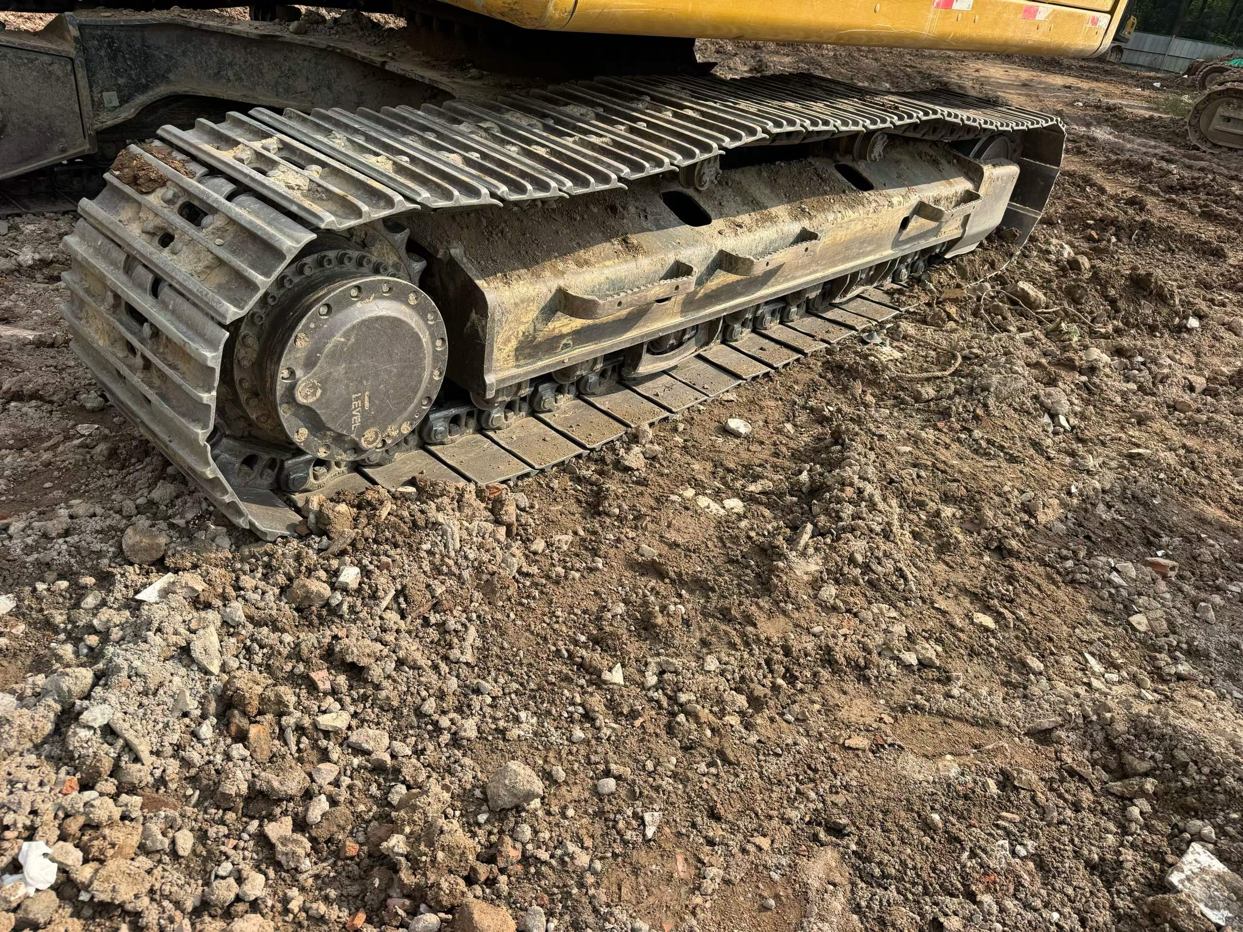 Buy Caterpillar 320A Used Excavator / 8