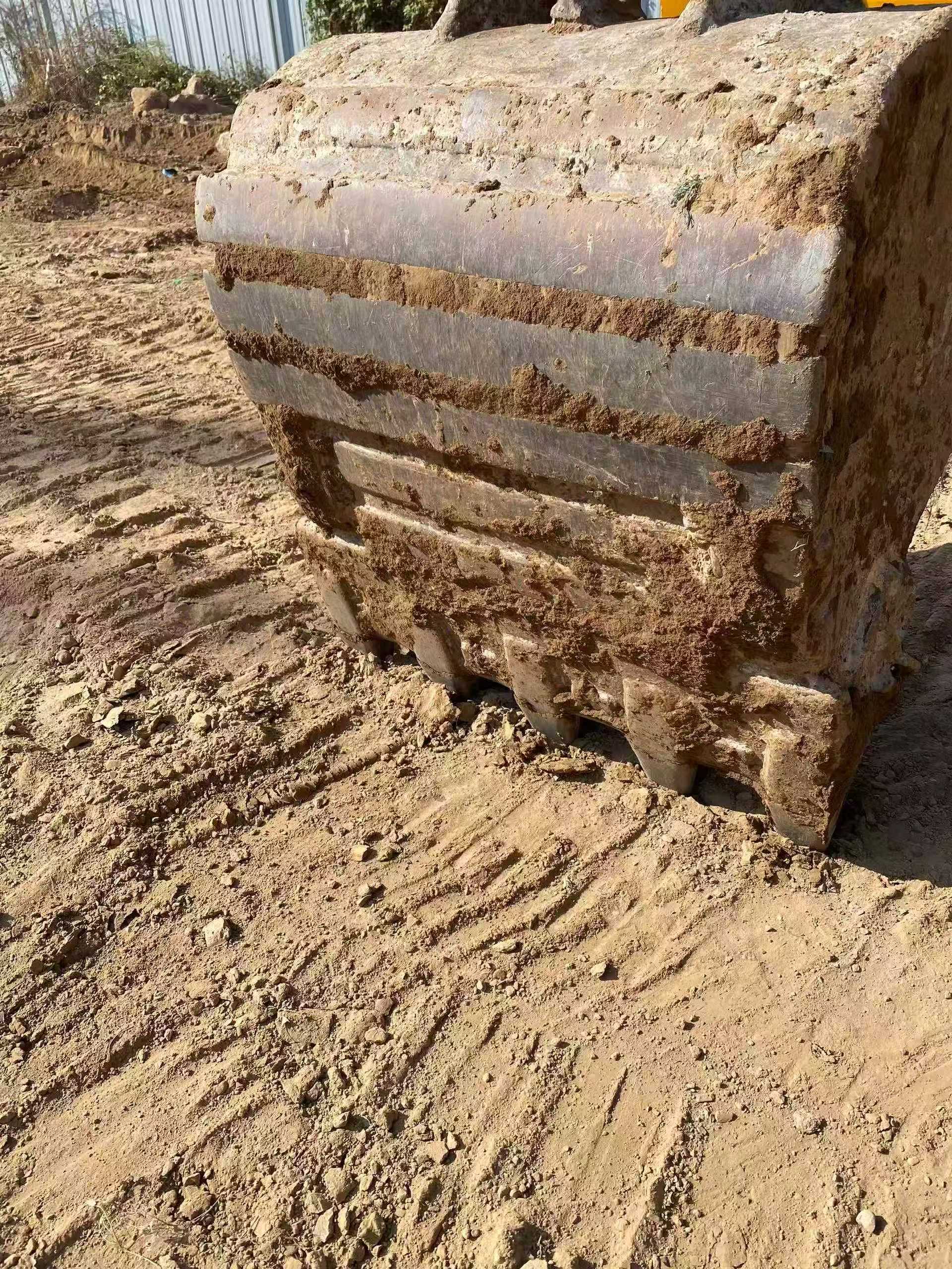 Buy Hyundai R110-7 Used Excavator / 9