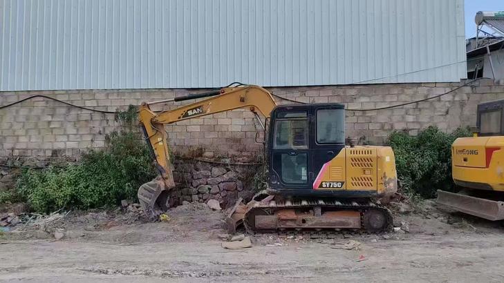 Buy Sany SY75 Used Excavator / 1