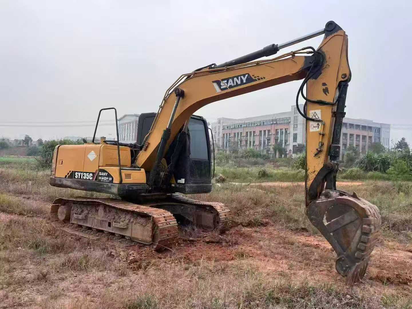 Buy Sany SY115C Used Excavator / 4