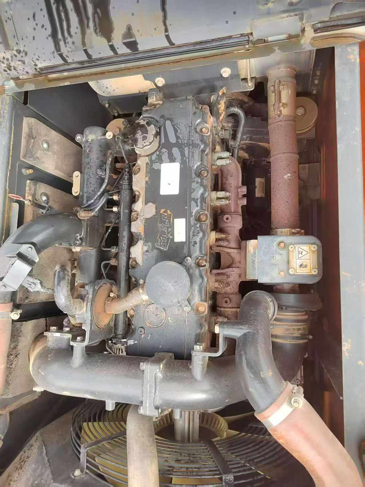 Buy Doosan DX215-9C Used Excavator / 4