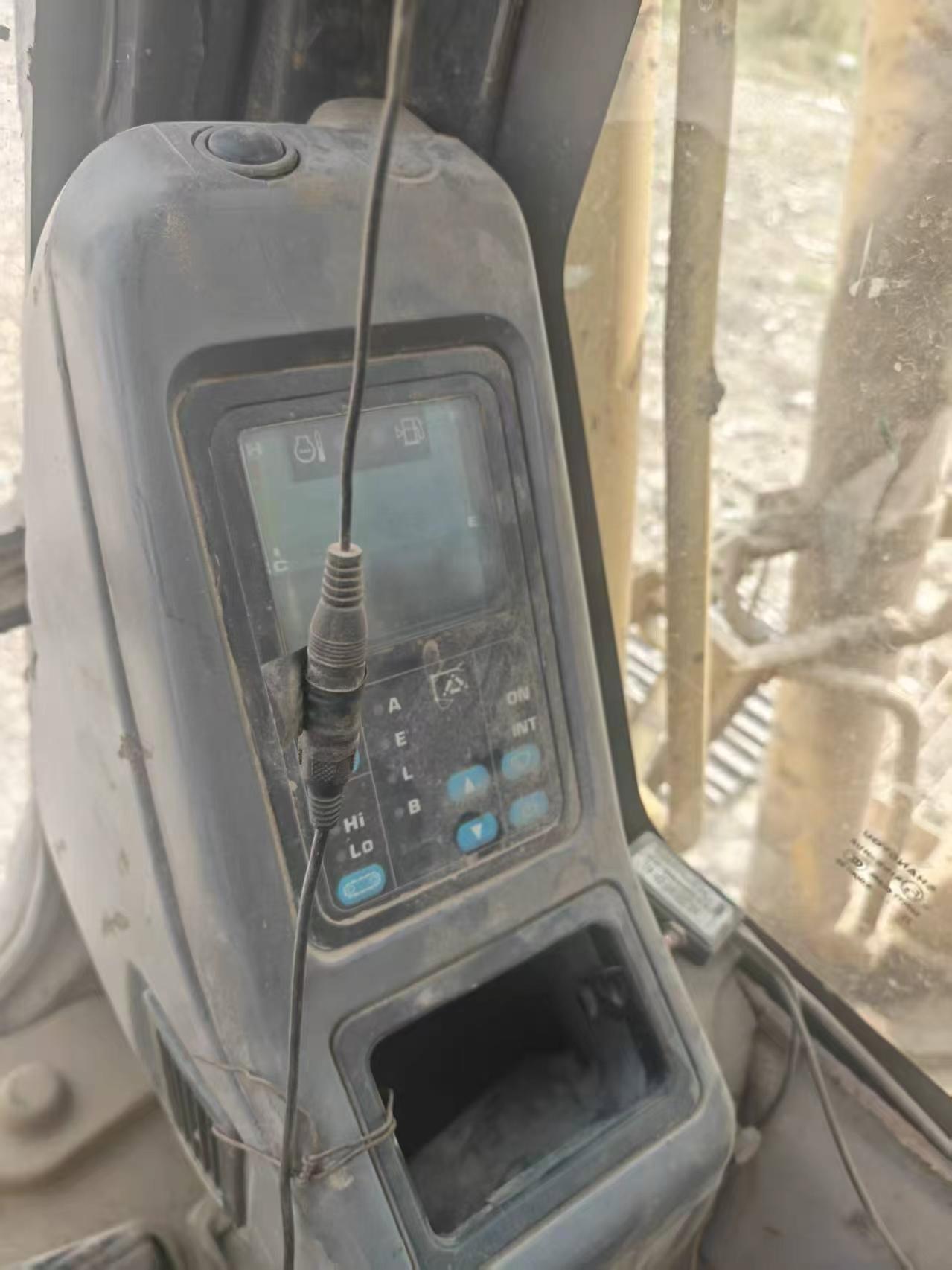 Buy Komatsu PC130-7 Used Excavator / 5