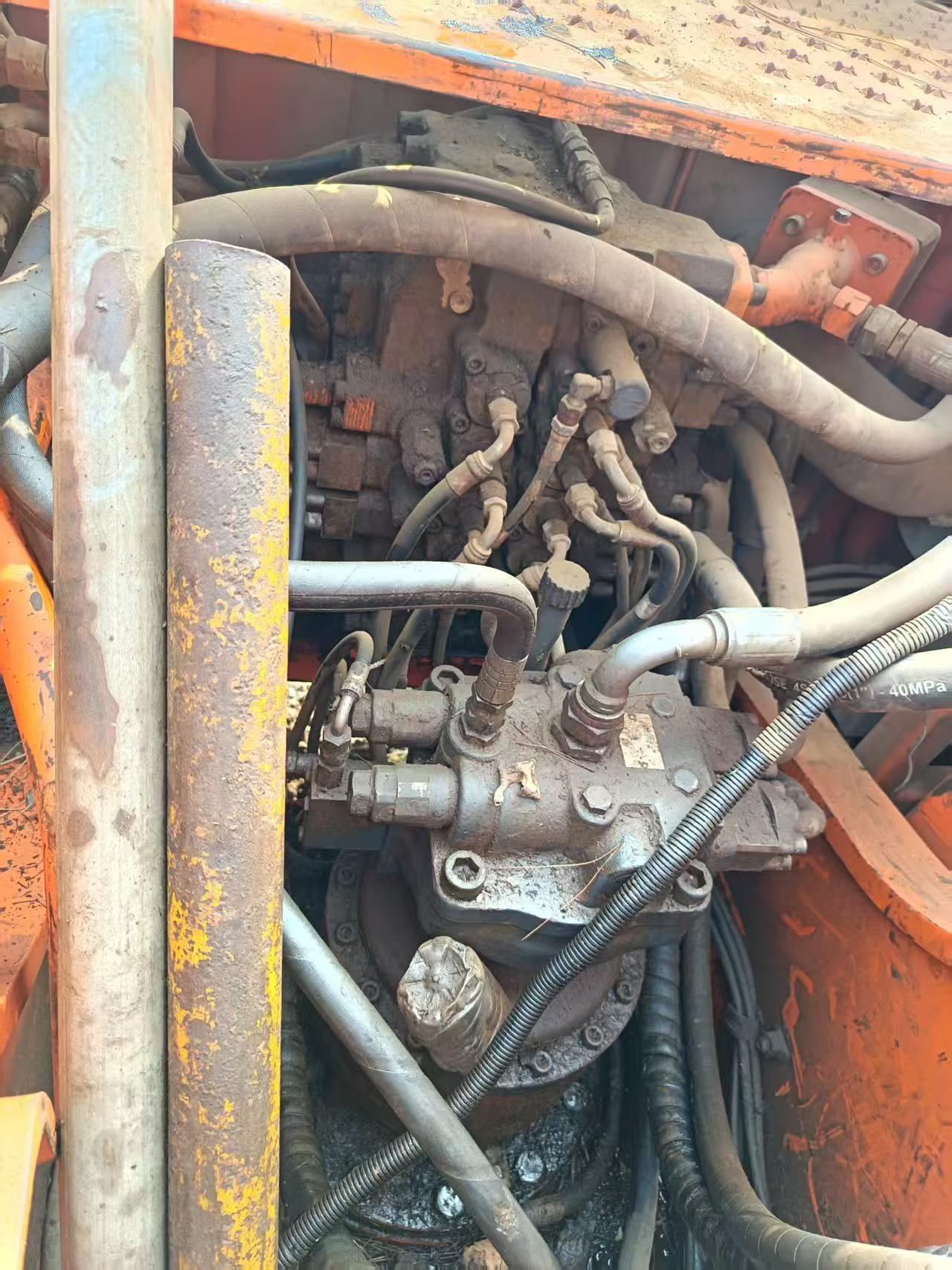 Buy Doosan DH215-9 Used Excavator / 8