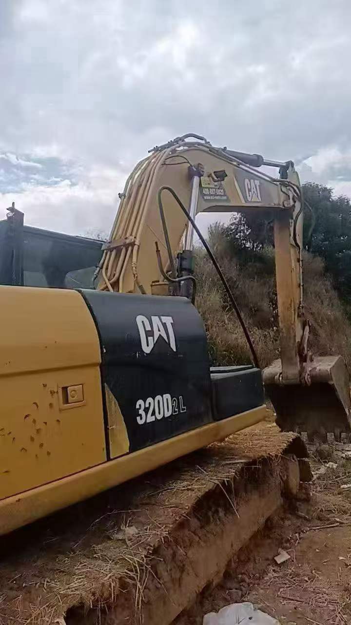 Buy Caterpillar M318 Used Excavator / 3