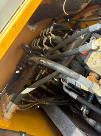 Buy XCMG XE305D Used Excavator / 3 Buy XCMG XE305D Used Excavator / 3