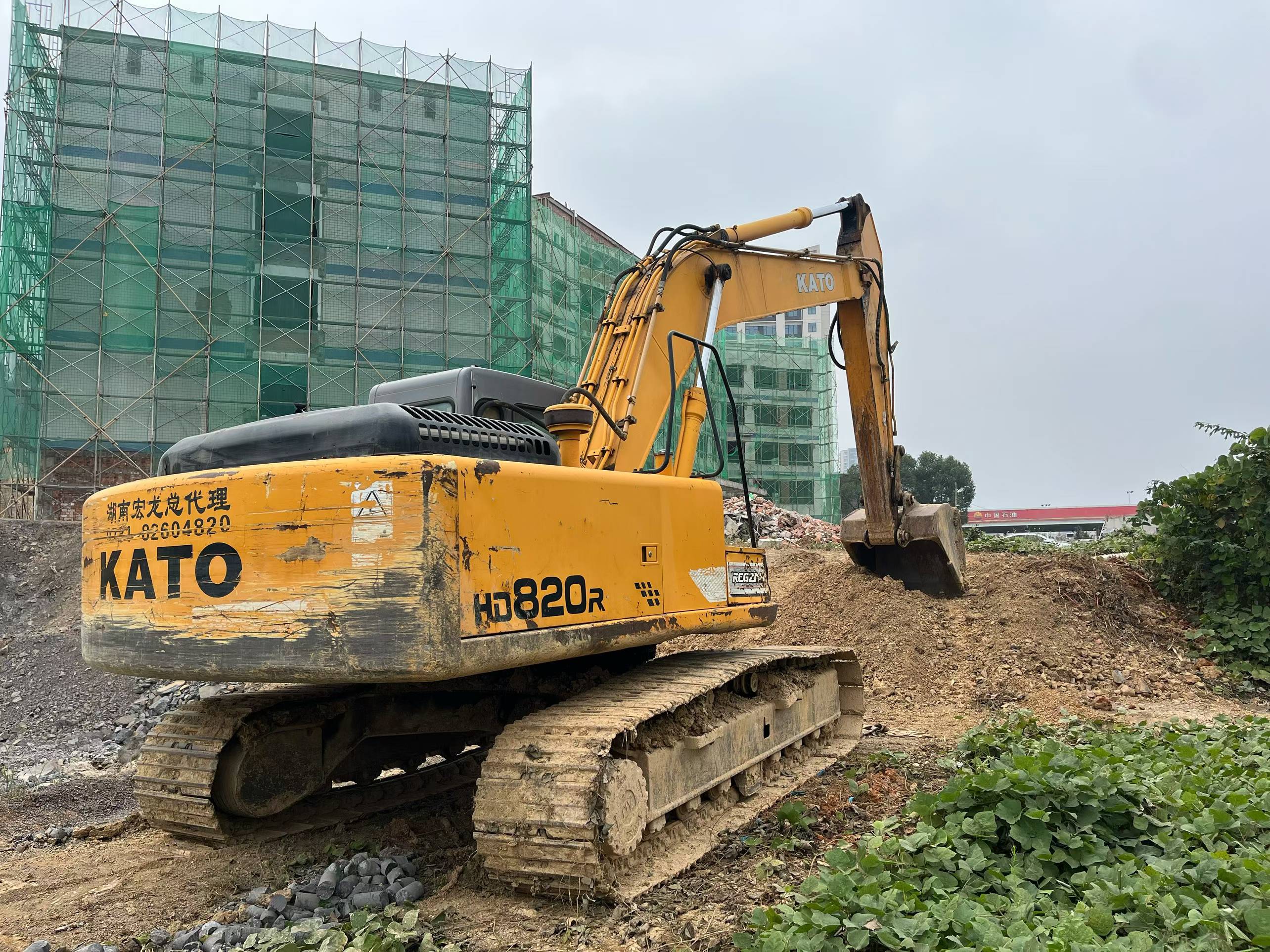 Buy Kato HD820R Used Excavator / 3
