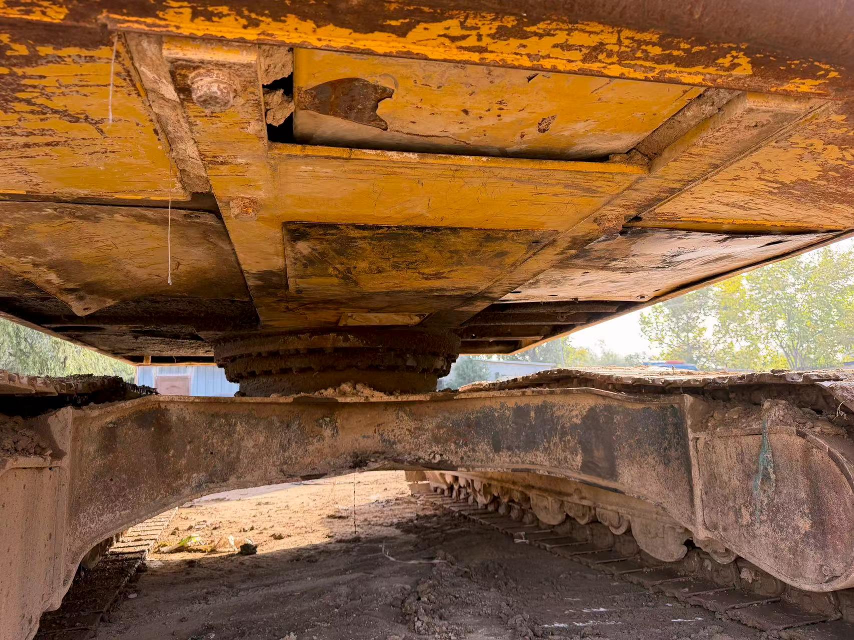 Buy Komatsu PC240-6 Used Excavator / 2