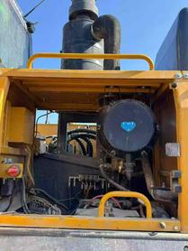 Buy XCMG XE550DK Used Excavator / 6 Buy XCMG XE550DK Used Excavator / 6