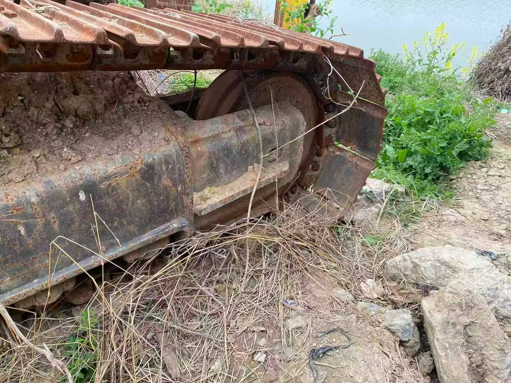 Buy Komatsu PC200-8 Used Excavator / 5