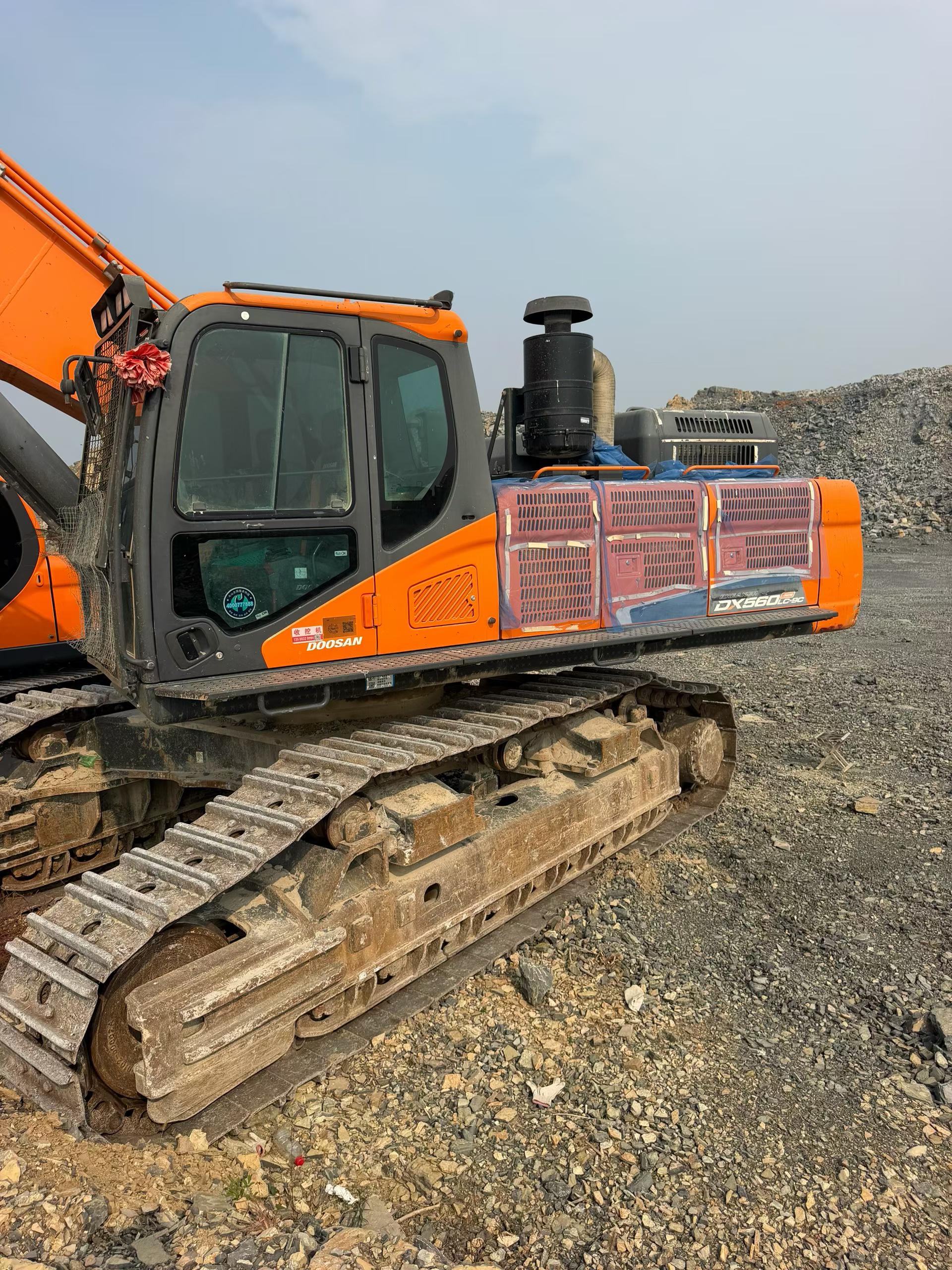 Buy Doosan DH200-3 Used Excavator / 3