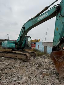 Buy Kobelco SK260 Used Excavator / 2 Buy Kobelco SK260 Used Excavator / 2