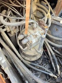 Buy Hitachi EX200-3 Used Excavator / 4 Buy Hitachi EX200-3 Used Excavator / 4