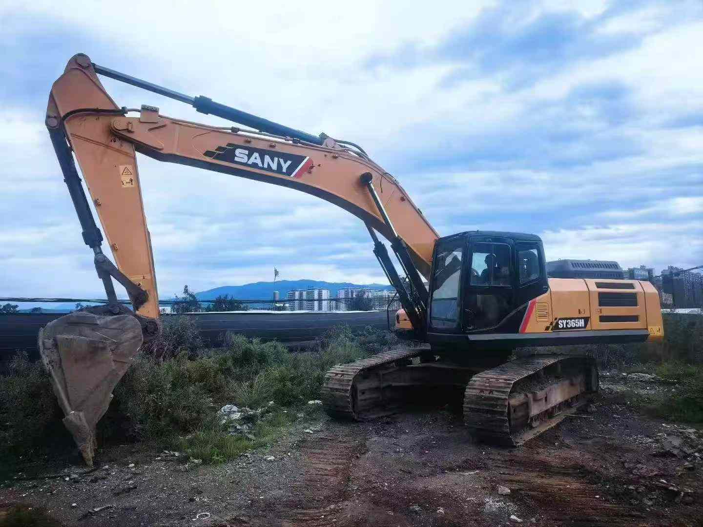 Buy Sany SY365C Used Excavator / 7