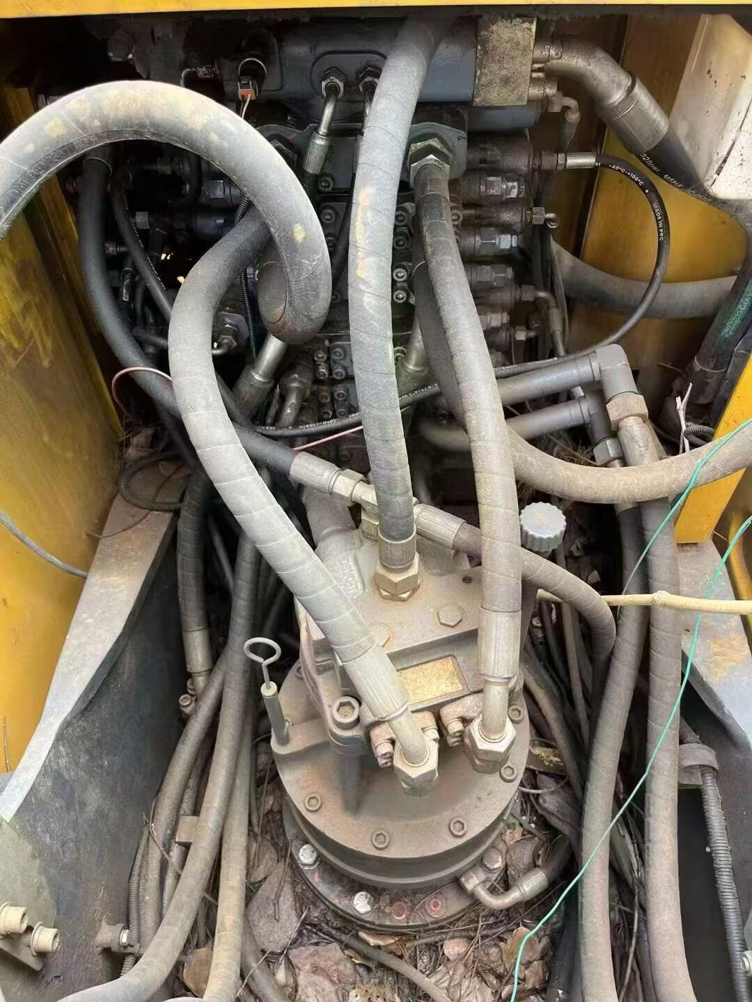 Buy XCMG XE150 Used Excavator / 3