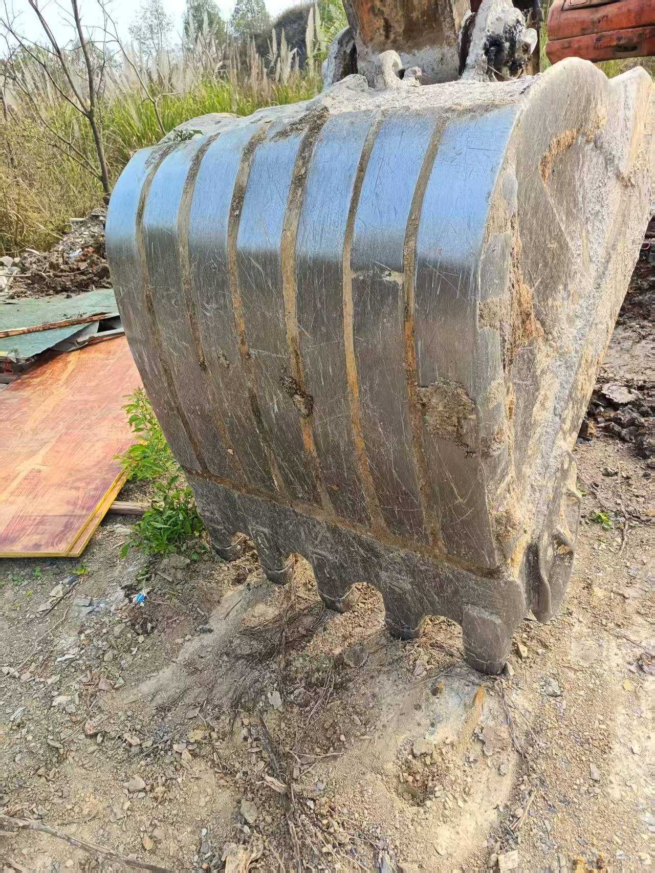 Buy Doosan DH215-9 Used Excavator / 2