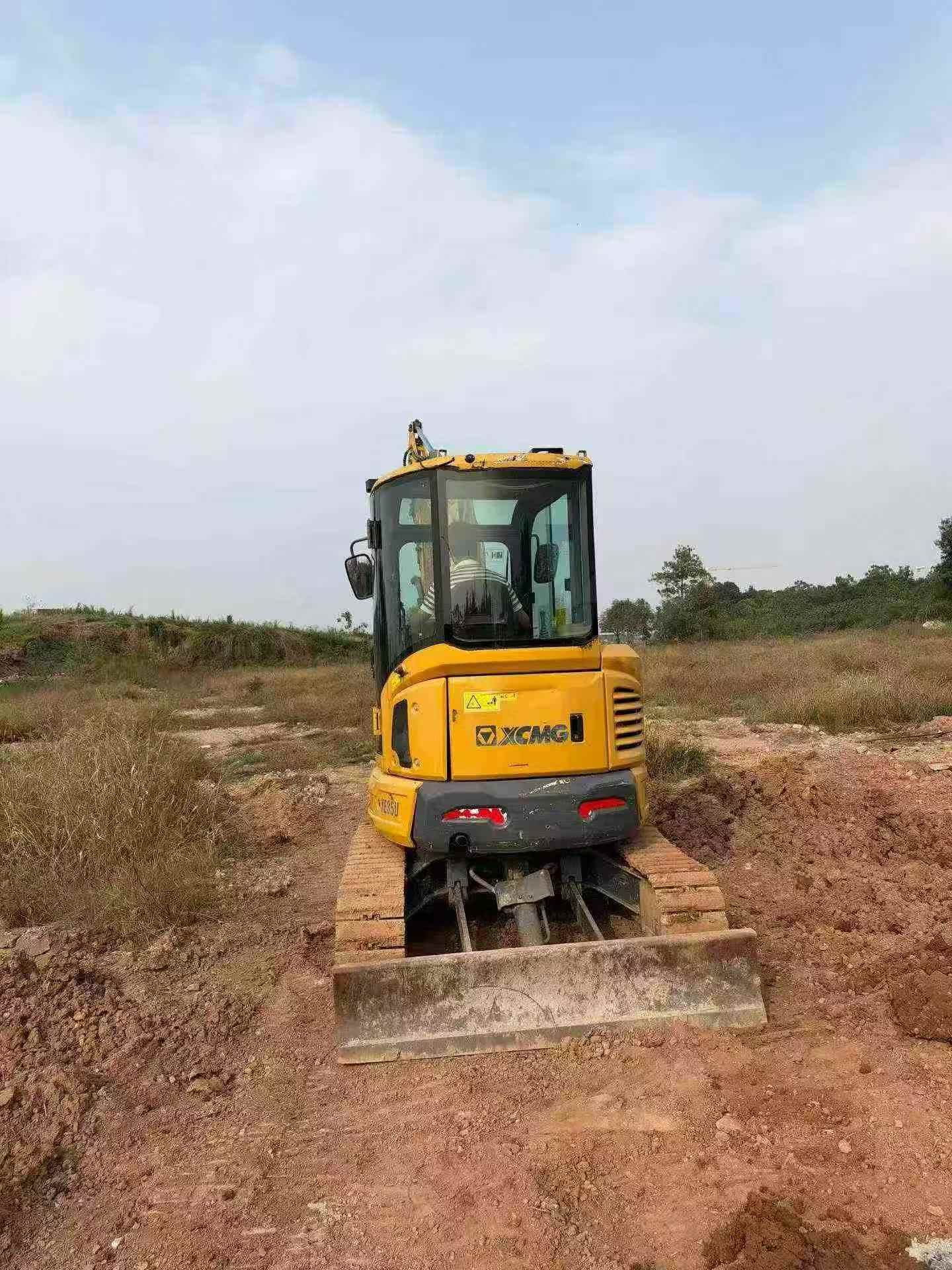 Buy XCMG XE35U Used Excavator / 2