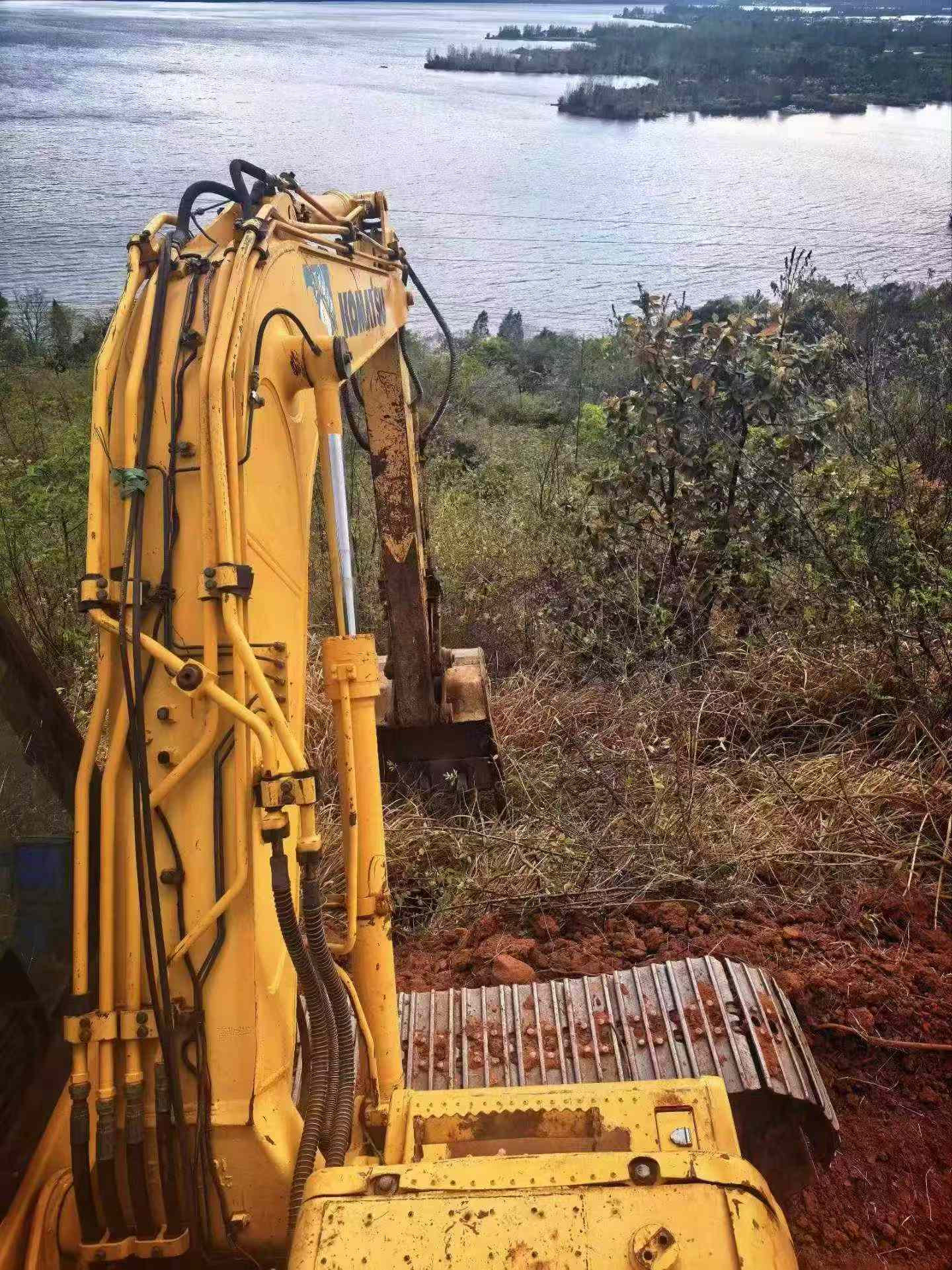 Buy Komatsu PC110-7 Used Excavator / 3