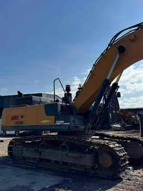 Buy XCMG XE550DK Used Excavator / 4 Buy XCMG XE550DK Used Excavator / 4