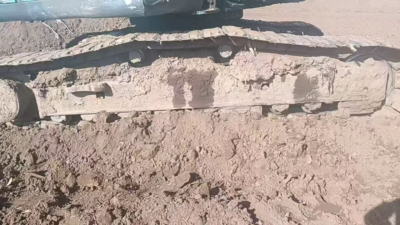 Buy Kobelco SK250 Used Excavator / 3