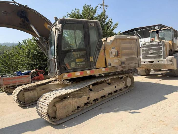 Buy Caterpillar 320A Used Excavator / 1