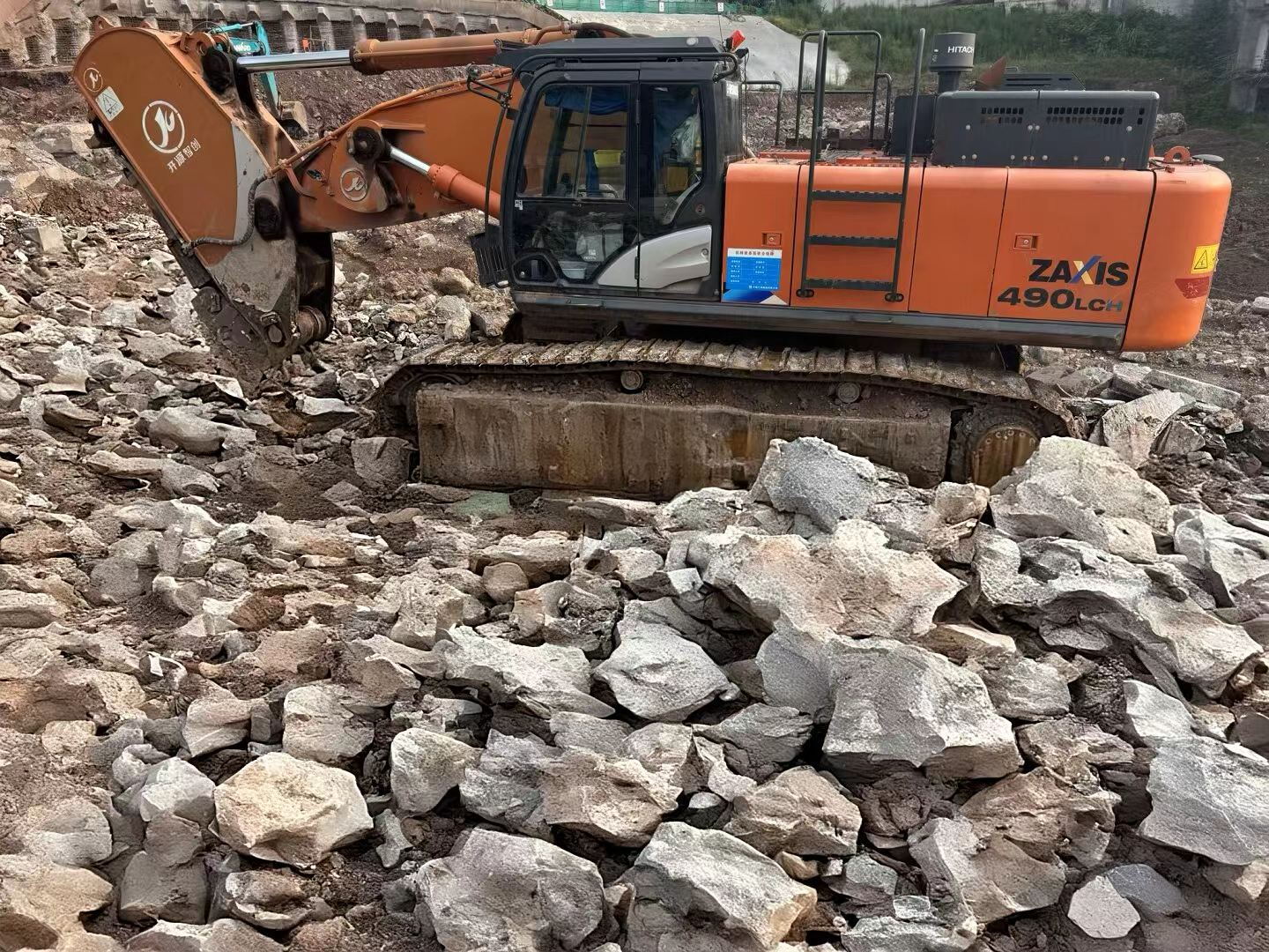 Buy Hitachi ZX490LCH-5A Used Excavator / 8