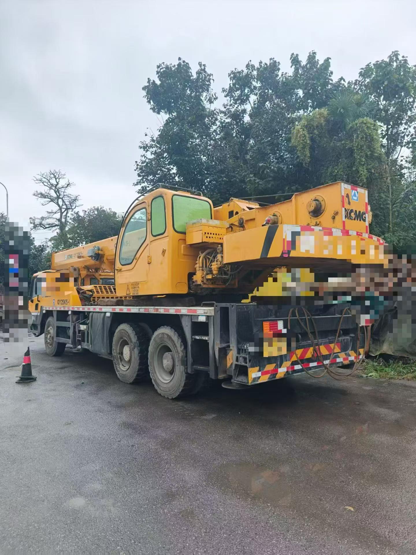 Buy XCMG QY25K5C Used Crane / 4
