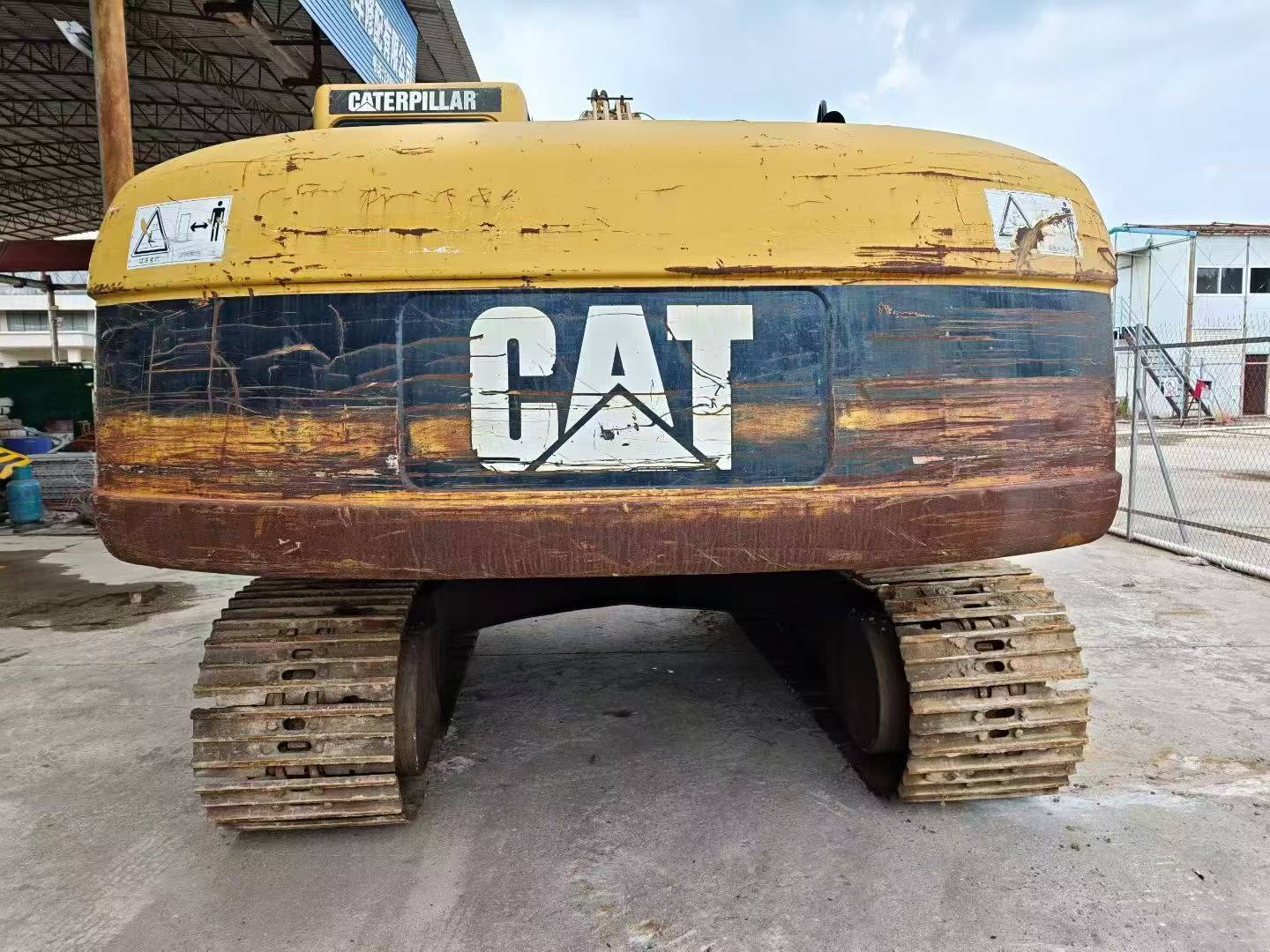 Buy Caterpillar 320C Used Excavator / 3