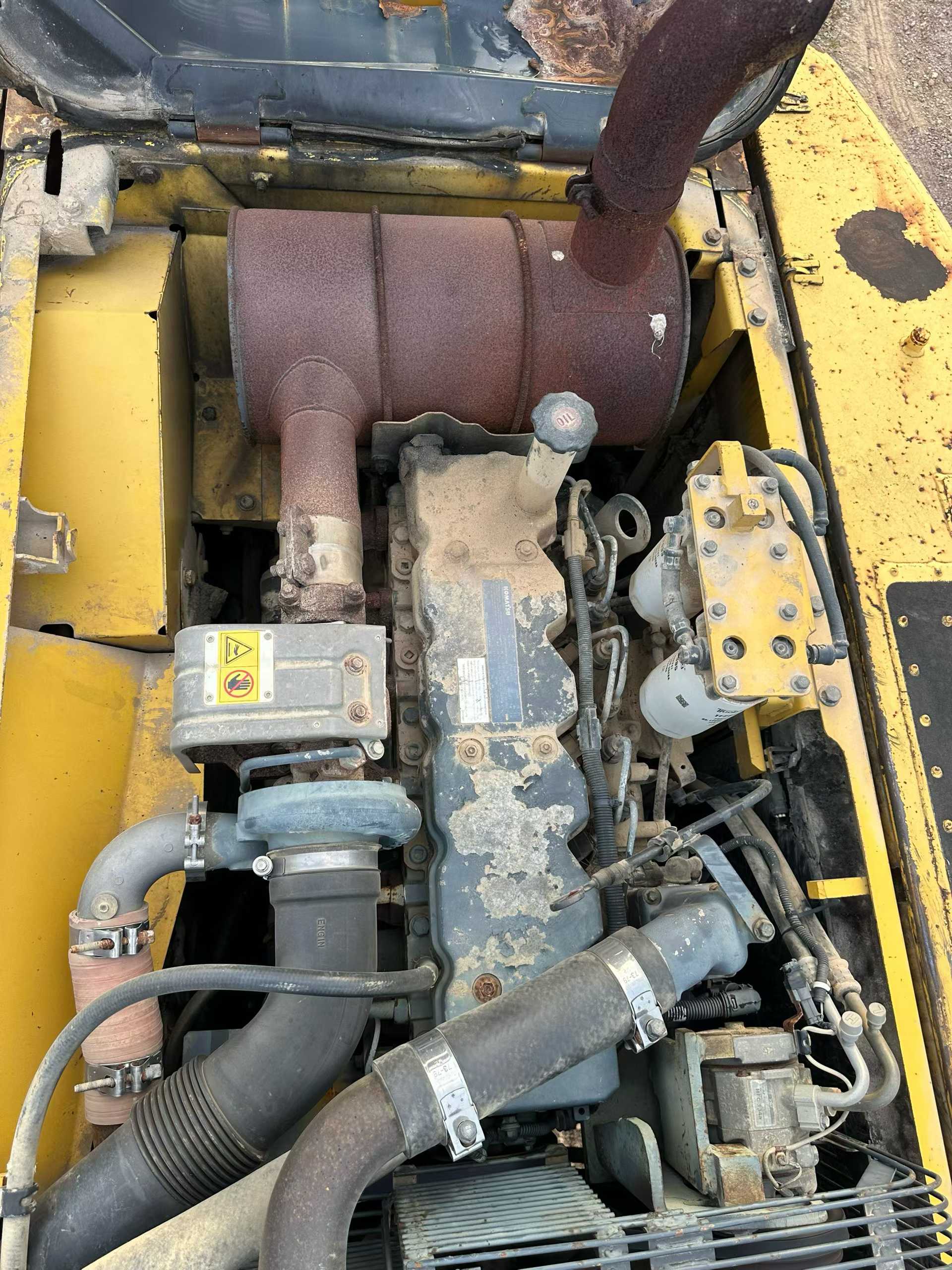Buy Komatsu PC200-8 Used Excavator / 2