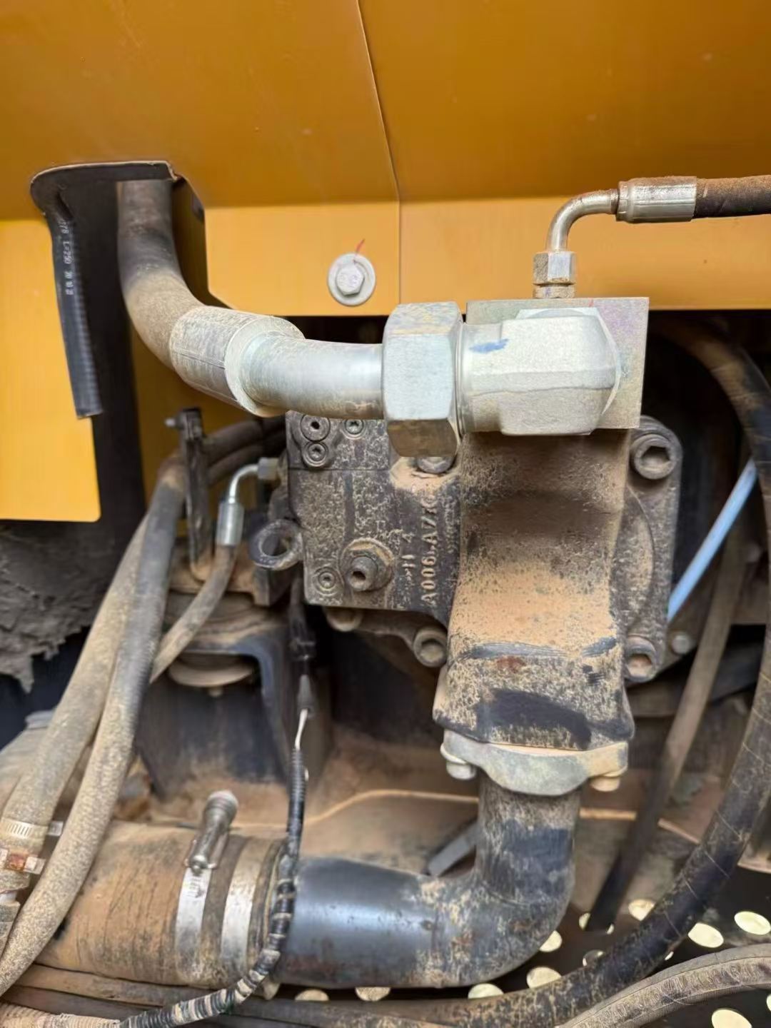 Buy XCMG XE75C Used Excavator / 2