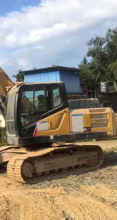 Buy Sany SY205C Used Excavator / 1