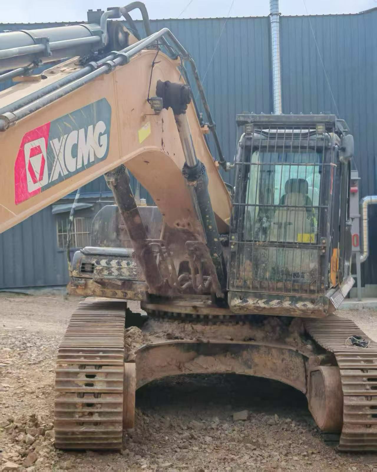 Buy XCMG XE380DK Used Excavator / 7
