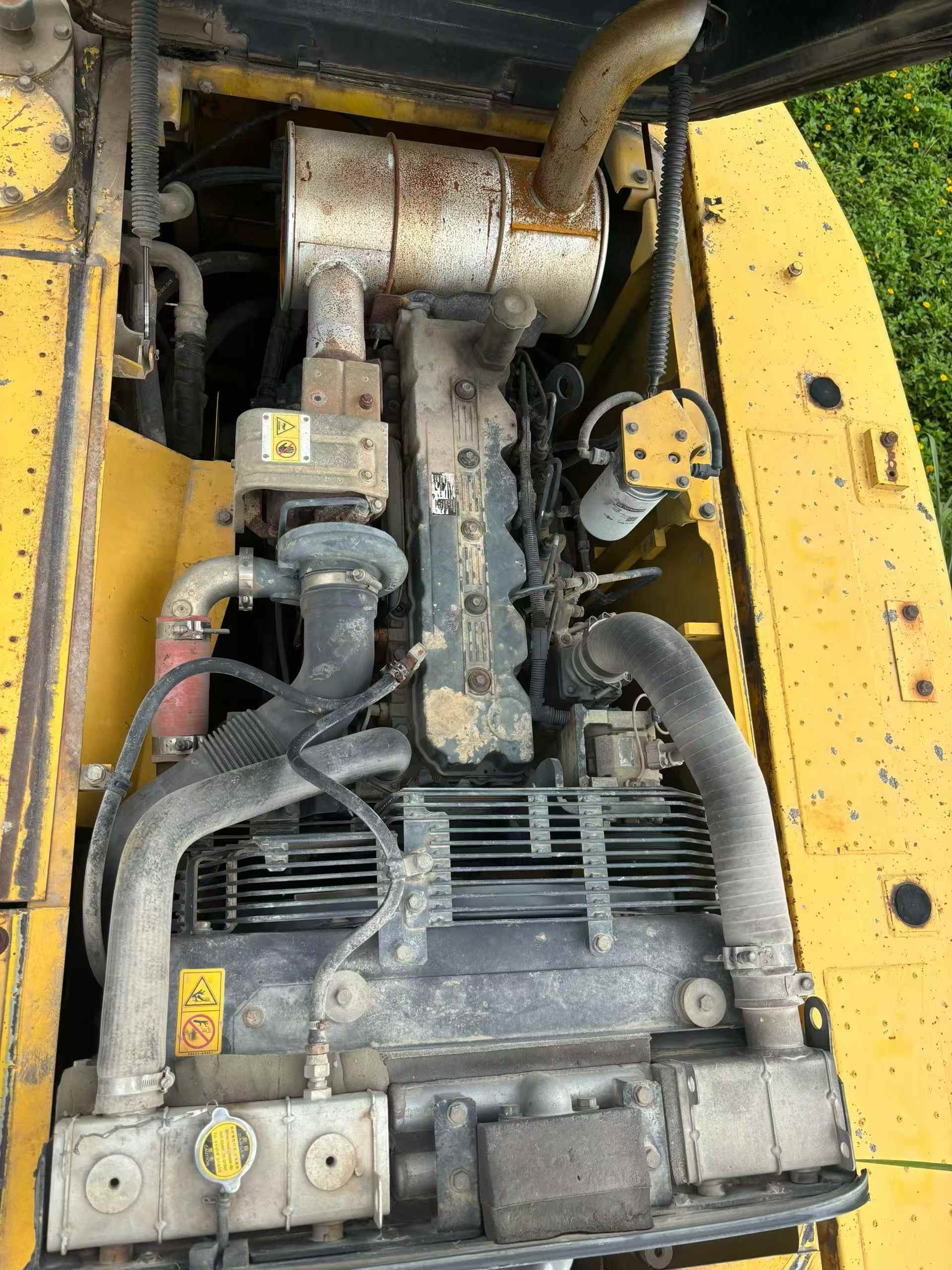 Buy Komatsu PC200 Used Excavator / 4