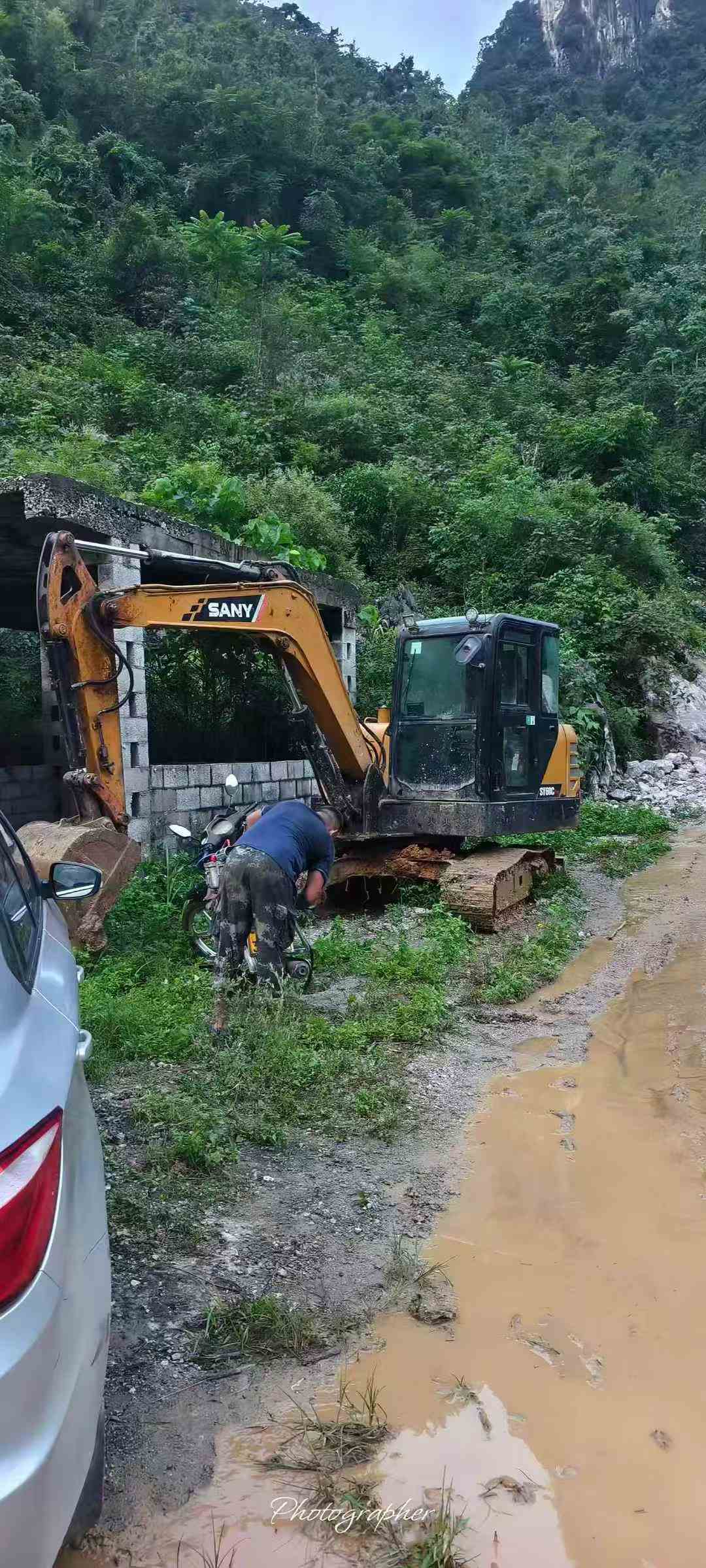 Buy Sany SY55 Used Excavator / 2